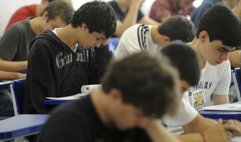 IBGE avalia saúde de adolescentes e acende alerta à saúde mental