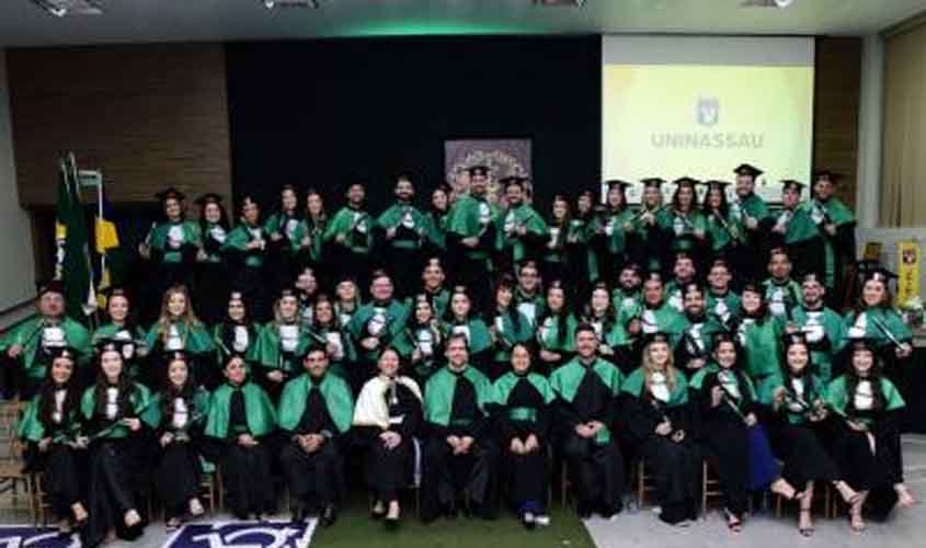 UNINASSAU celebra a formatura da 17ª turma de Medicina