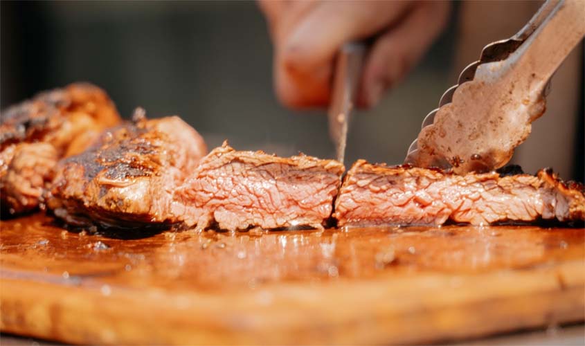 Jaru, Brasa e Tradição vende 2 toneladas de churrasco