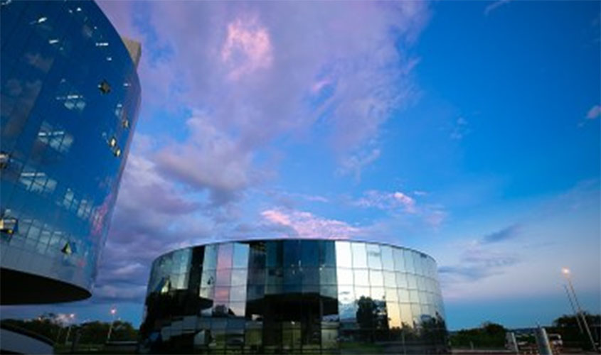 Corte Especial do STJ recebe denúncia do MPF contra desembargador do Rio de Janeiro por venda de decisão judicial