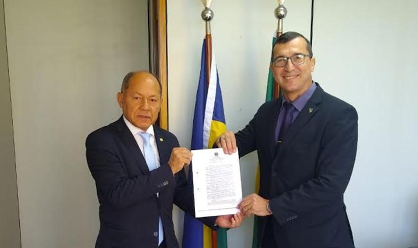 Deputado Federal Coronel Chrisóstomo consegue um helicóptero para o Estado de Rondônia