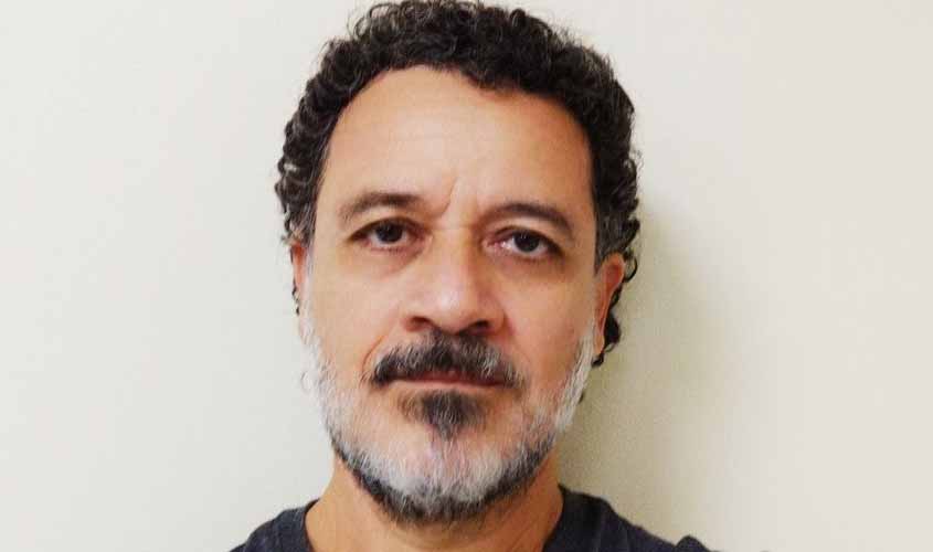 Rinaldo Santos ganha prêmio de melhor Designer de Som em Festival Nacional de Teatro