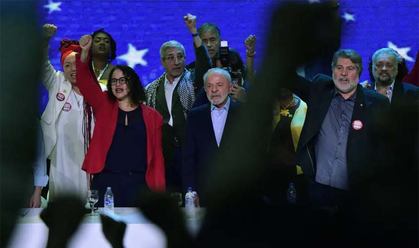 Lula diz que presidentes não devem opinar sobre Venezuela