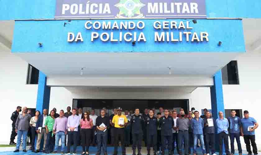 Polícia Militar realiza café da manhã,e outorga Moeda Veteranis Honorem a veteranos no primeiro evento em homenagem aos 46 anos da Corporação