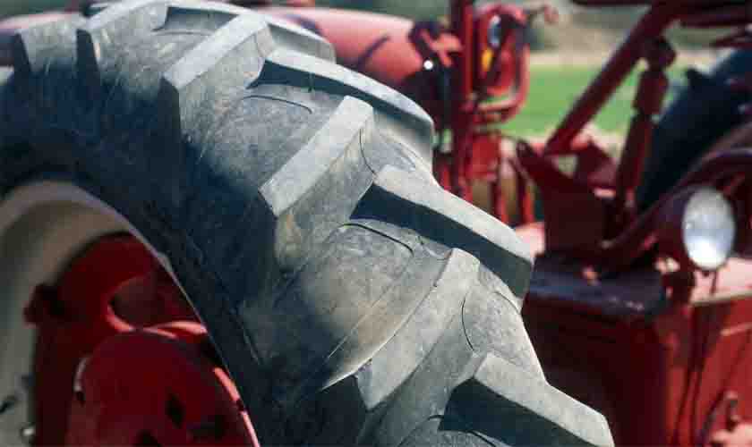 Coletor de lixo atropelado por trator receberá pensão de 100% da remuneração