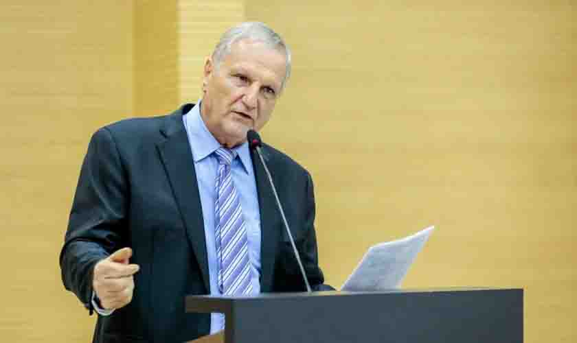 Adelino Follador pede redução das taxas cobradas pelo Detran em Rondônia