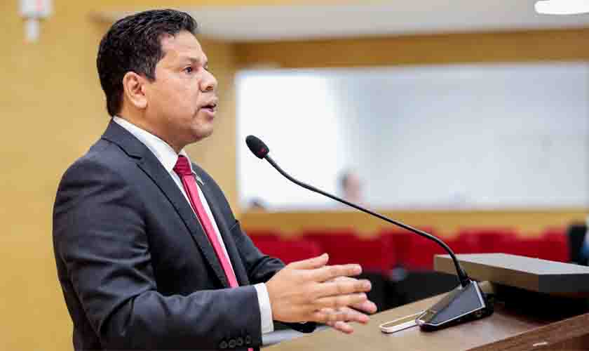 Deputado Jair Montes elogia governador Marcos Rocha e critica secretários estaduais