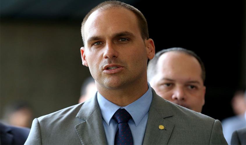 Eduardo Bolsonaro é reconduzido à liderança do PSL na Câmara
