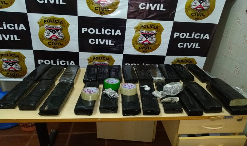 Polícia Civil do 2° DP prende casal com 25 kg de maconha na capital