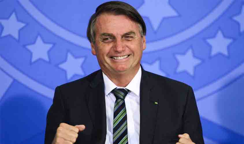 Governo destina R$ 20 bi para vacinação da população contra covid-19