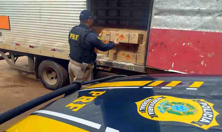 Em Itapuã do Oeste/RO, PRF apreende 2 toneladas de explosivos