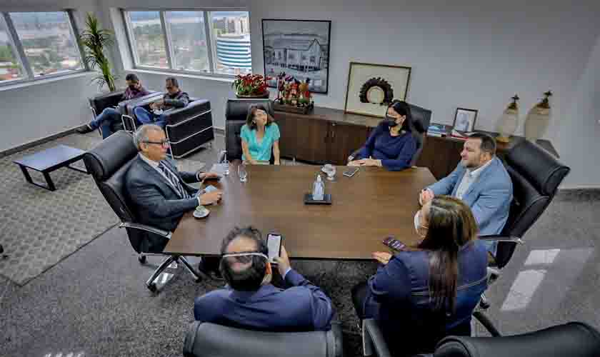 Presidente Alex Redano recebe Cônsul da Itália e trata sobre investimentos em Rondônia