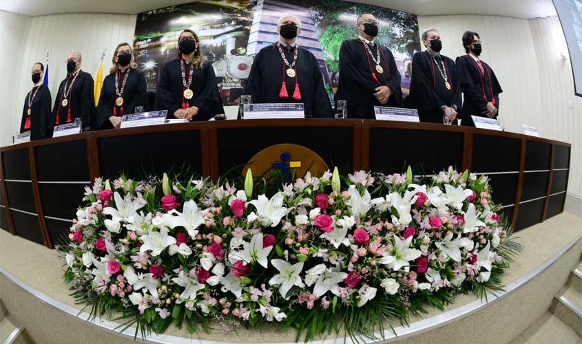 Novos dirigentes do TRT-14 tomam posse para o Biênio 2023/2024