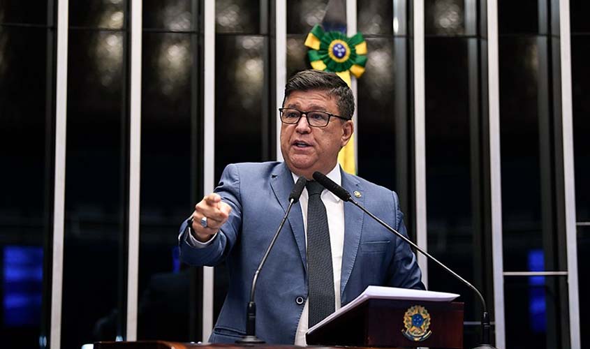 PEC de Carlos Viana quer proibir magistrados de emitir opinião política  