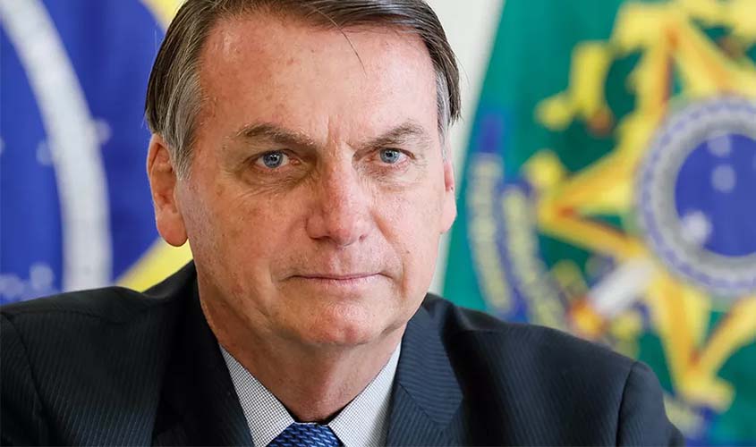 Bolsonaro sanciona Orçamento com fundo eleitoral de R$ 2 bi