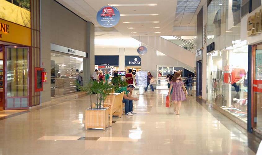 Feriados em dias úteis podem gerar perda de R$ 20 bilhões este ano