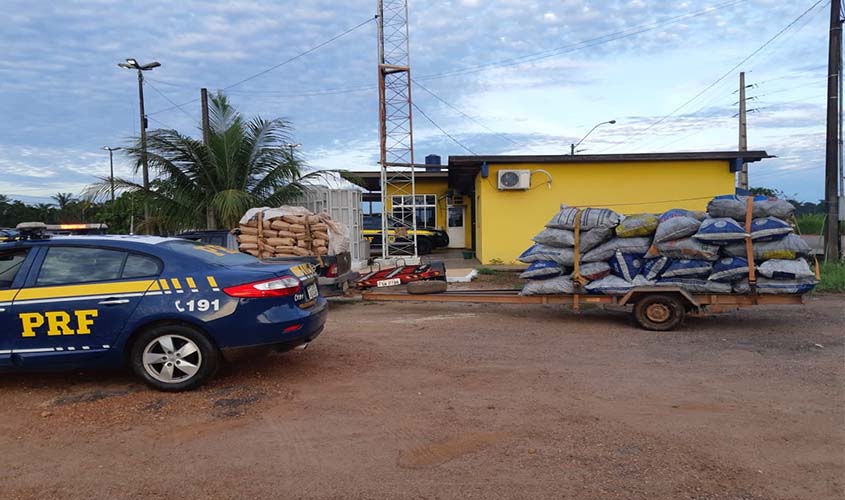 PRF apreende 865 quilos de carvão e 3 espingardas