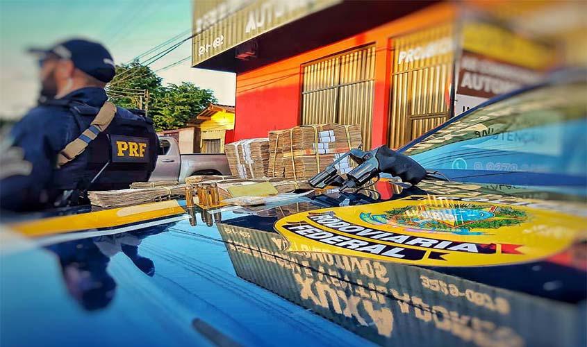 Ouro, arma ilegal e muito dinheiro: PRF faz grande apreensão em Rondônia