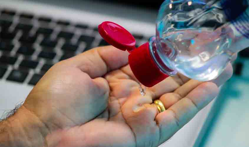 Corpo de Bombeiros e Agevisa alertam sobre cuidados na utilização e procedência de álcool em gel
