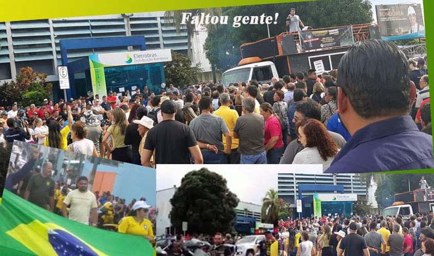 Protestos só nas redes sociais e com textos eivados de erros de português. Nas ruas, só festa com a banda