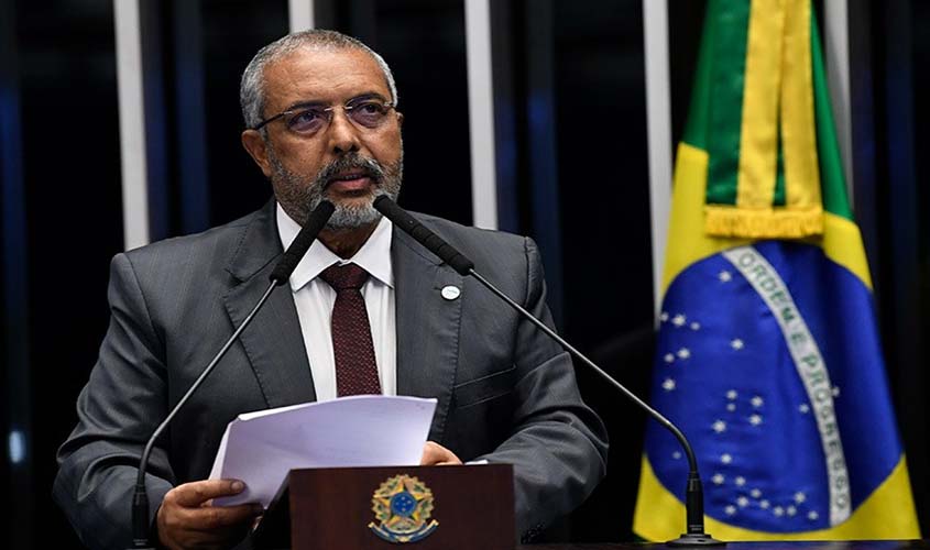 MP do Contrato Verde e Amarelo promove o trabalho informal, critica Paim  