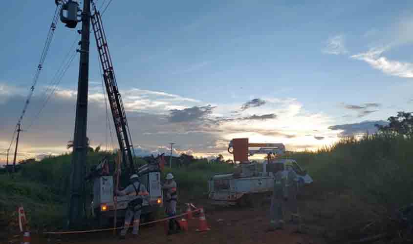 Prefeitura restabelece iluminação pública nas proximidades da Unir