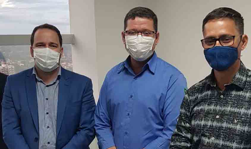 Governo estende horário de funcionamento dos restaurantes atendendo pedido feito pelo deputado Anderson Pereira