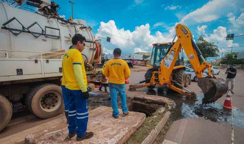 Operação já recolheu mais de 33 mil toneladas de entulhos e desobstruiu mais de cem bocas de lobo