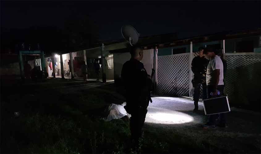 Homem morre após tomar uma taça de vinho