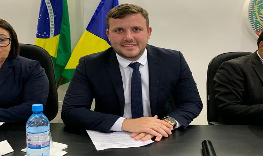 Samir Ali solicita que alunos, que dependem da merenda escolar, recebam cesta básica durante o fechamento das escolas