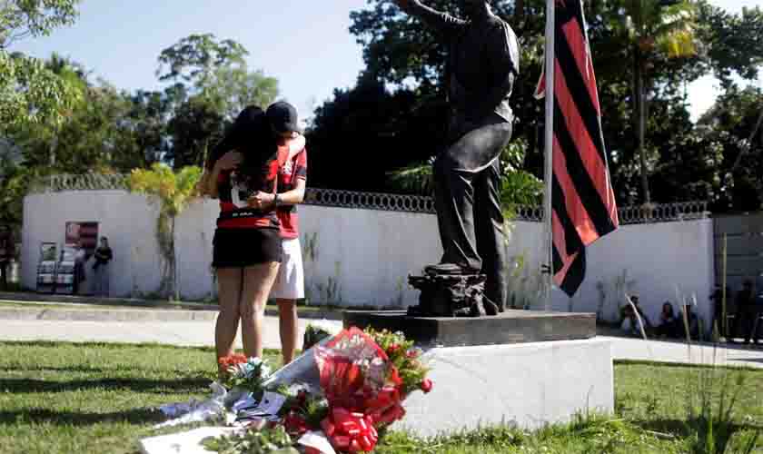 Justiça absolve monitor do Ninho do Urubu em processo de incêndio