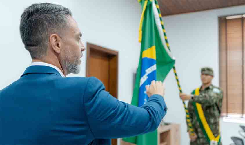 Prefeito Léo Moraes toma posse como presidente da Junta de Serviço Militar de Porto Velho