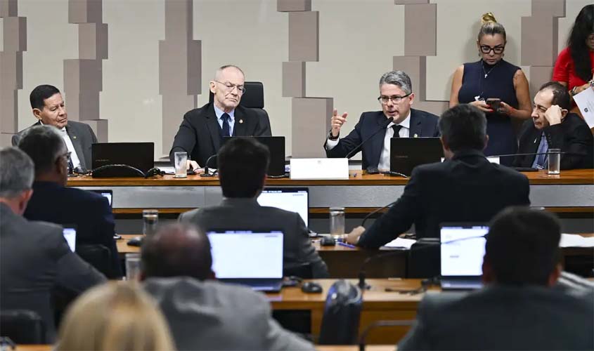 CPI do Crime aprova investigação de beneficiários do Master