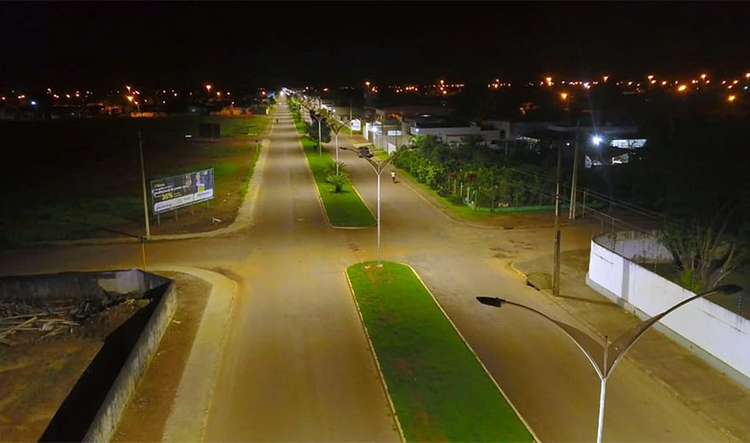Iluminação de LED na Melvin Jones é finalizada: moradores elogiam e agradecem obra pronta