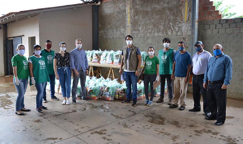 Cestas básicas começam a ser distribuídas na capital