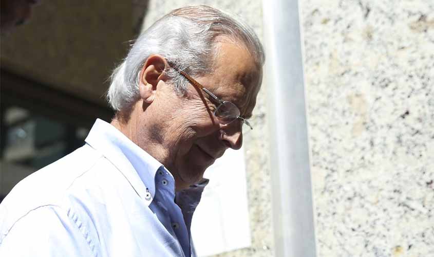 Dirceu se apresenta à PF em Curitiba para cumprir pena na Lava Jato