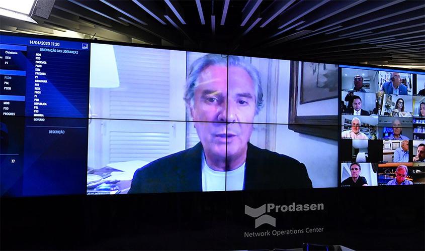 Collor pede desculpas por bloqueio da poupança em 1990  