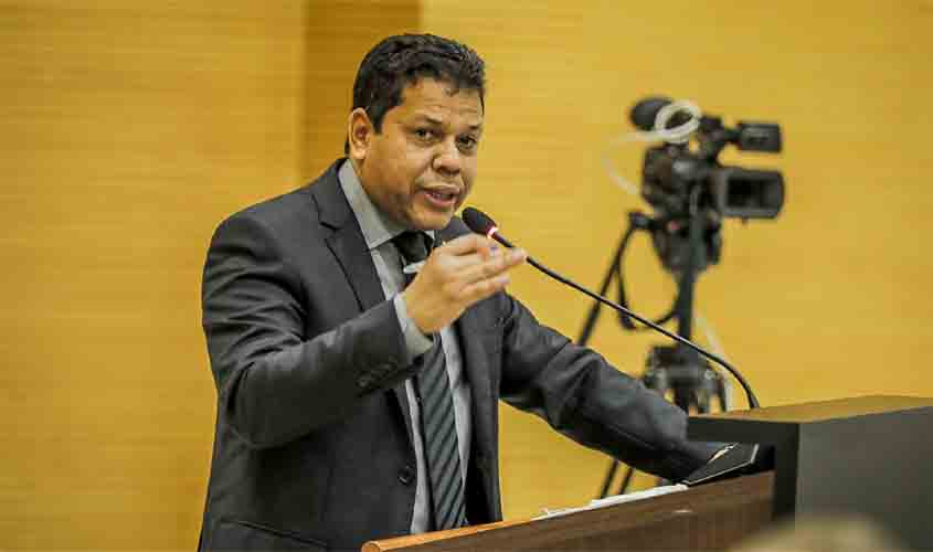 Em Agenda em Brasília Deputados estaduais anunciam que Programação da TV Senado também fará parte da grade da TV Assembleia em Rondônia