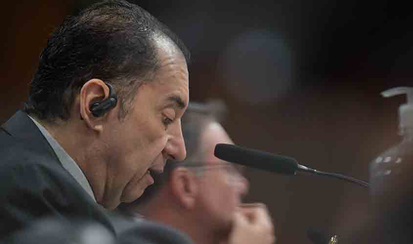 Projeto de reajuste salarial na segurança pública vai à CCJ  