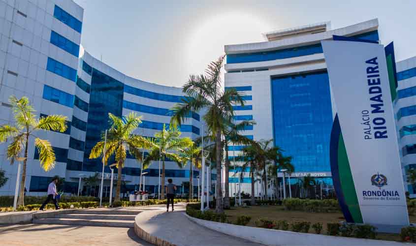 Governo paga retroativos de progressão para servidores da saúde neste mês de julho