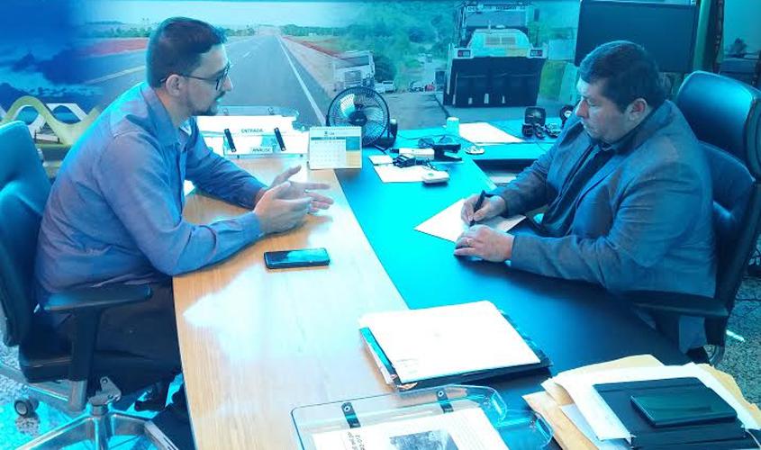 Deputado Anderson Pereira se reúne com diretor do DER para retomar melhorias na Estrada da Penal