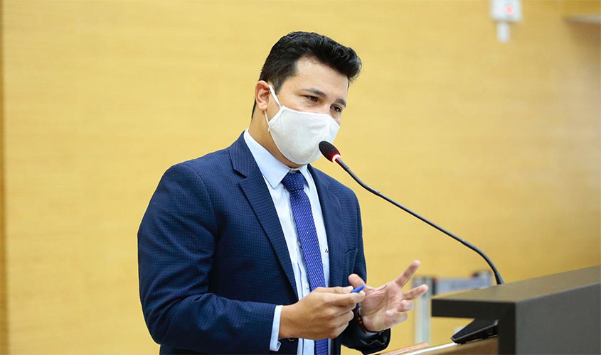 Deputado Marcelo Cruz parabeniza transição da Rádio Boas Novas para FM