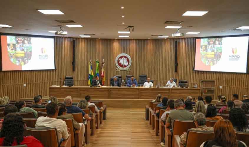 Audiência pública discute impactos da terceirização no SUS em Rondônia