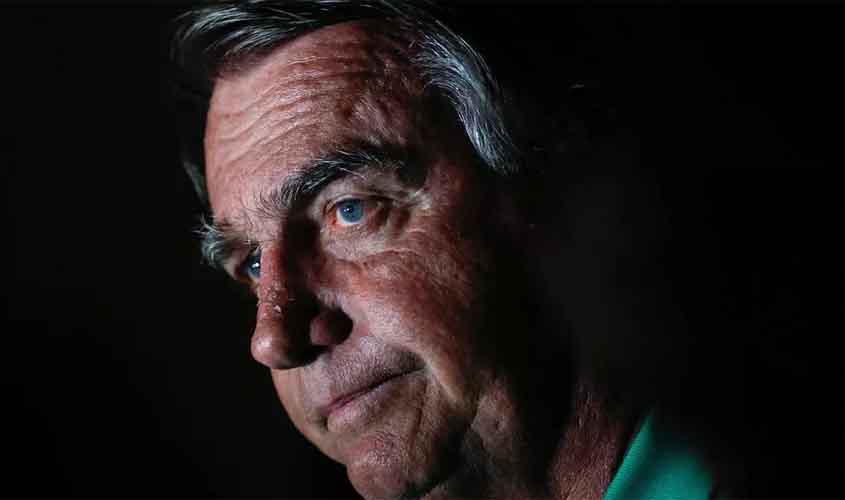 Bolsonaro já está em prisão domiciliar
