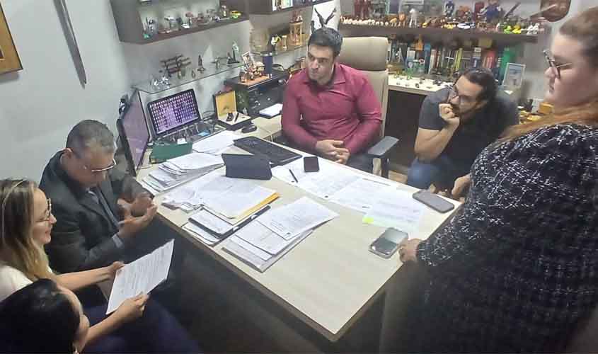 Após início das negociações com os hospitais o SINFAR reapresenta reivindicações de equiparação para farmacêuticos de hospitais