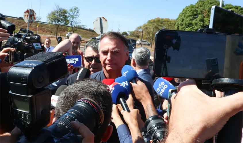 Maioria da 1ª Turma do STF vota por manter cautelares contra Bolsonaro