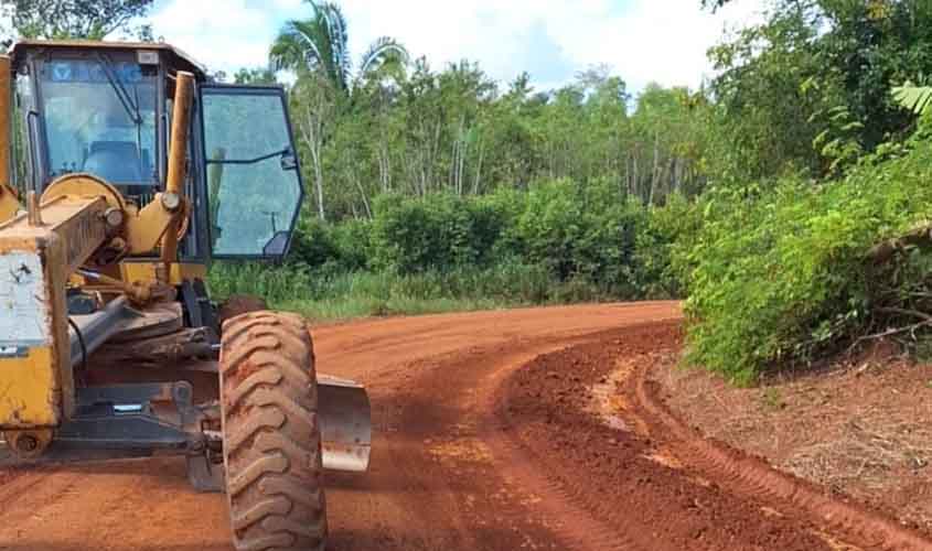 Prefeitura de Porto Velho recupera mais de 100 km de estradas na região do assentamento