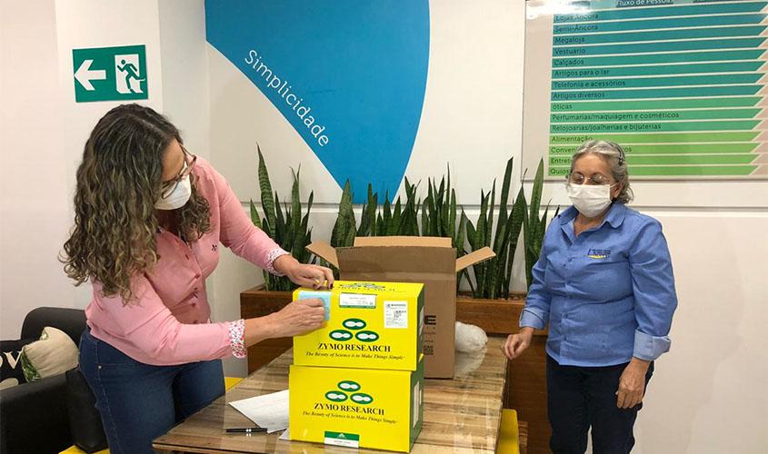 Porto Velho Shopping doa 400 kits de exame de covid-19 para Lacen