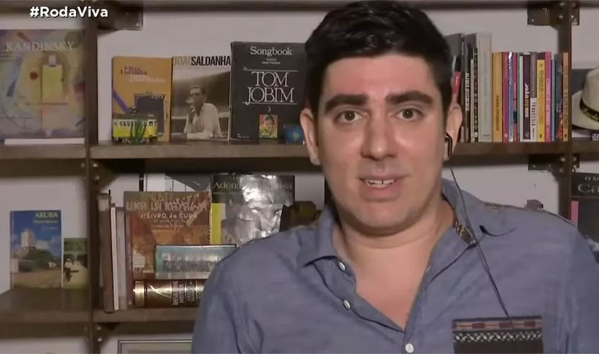 'Como é que eu vou morar no Brasil e não ser de esquerda?', questiona Marcelo Adnet no Roda Viva