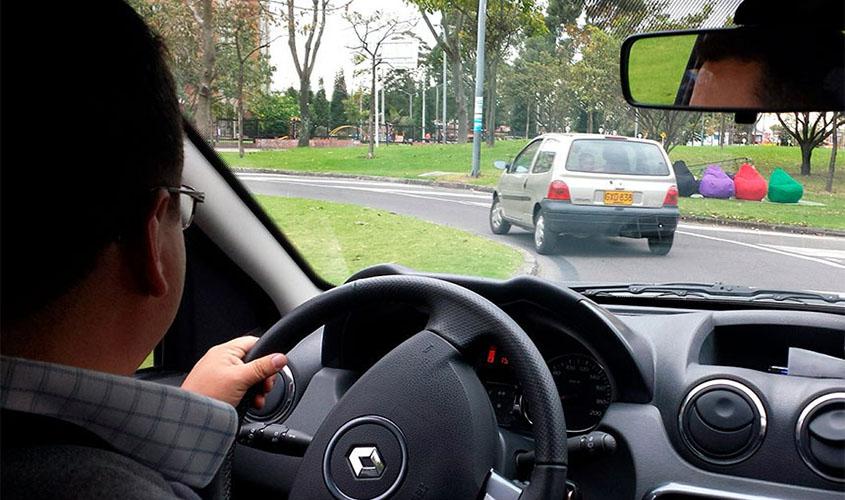 Senadores querem adiar votação de projeto que aumenta validade da CNH